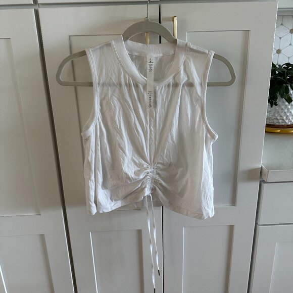 Lululemon cinch me up front tank - Picture 4 of 6